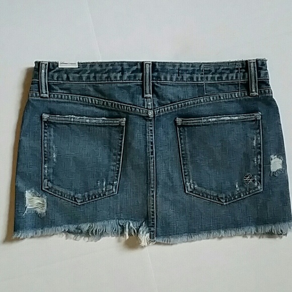 🔥Lovers + Friends Alex Mini Skirt in Magnolia - Picture 4 of 9